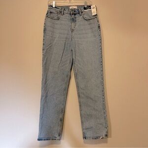 Abercrombie & Fitch curve love straight leg mid rise jeans